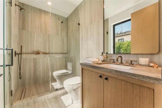 10433 Valley Spring Lane, Toluca Lake, CA 91602