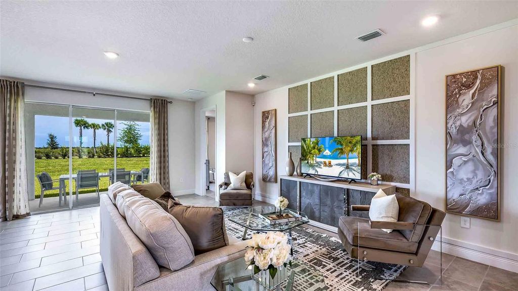 Image 7 of property listing at 2850 FISHERY COURT, Lakewood Ranch, FL 34211