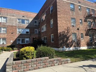 6809 138th Street 2C, Flushing, NY 11367