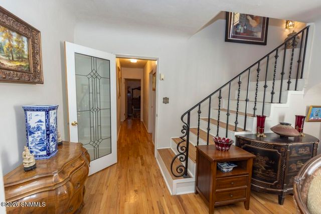 950 Hess Terrace, Las Cruces, NM 88005