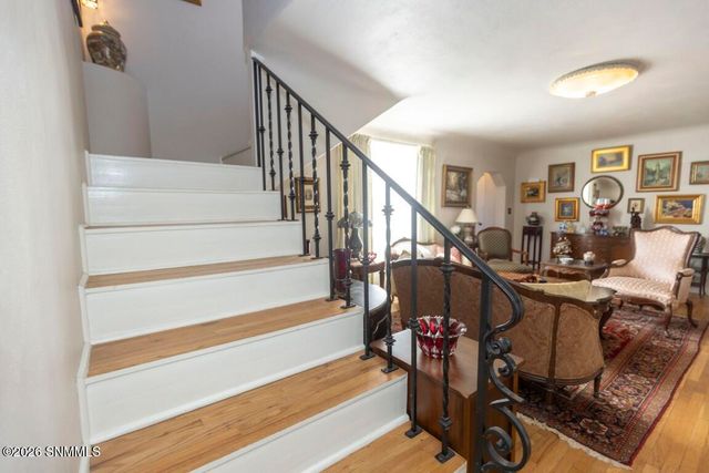 950 Hess Terrace, Las Cruces, NM 88005