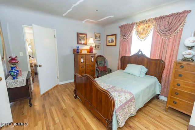 950 Hess Terrace, Las Cruces, NM 88005