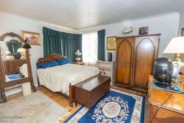 950 Hess Terrace, Las Cruces, NM 88005