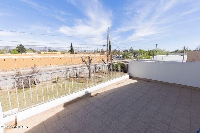 950 Hess Terrace, Las Cruces, NM 88005