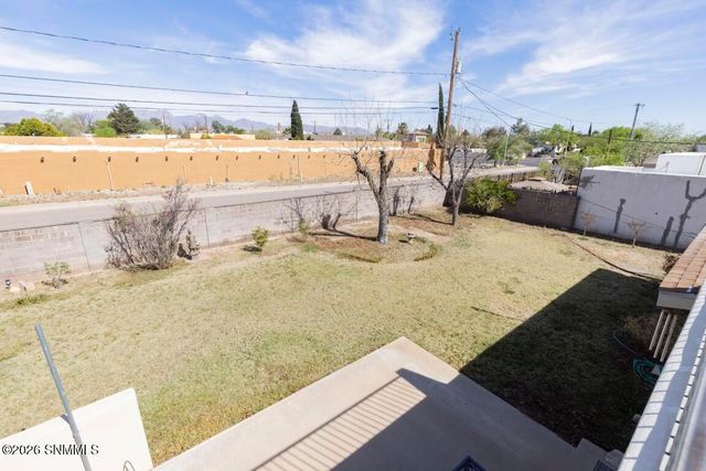 950 Hess Terrace, Las Cruces, NM 88005