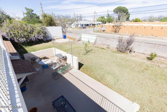 950 Hess Terrace, Las Cruces, NM 88005