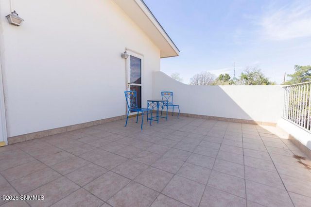 950 Hess Terrace, Las Cruces, NM 88005