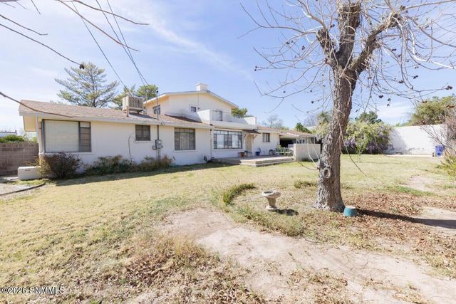 950 Hess Terrace, Las Cruces, NM 88005