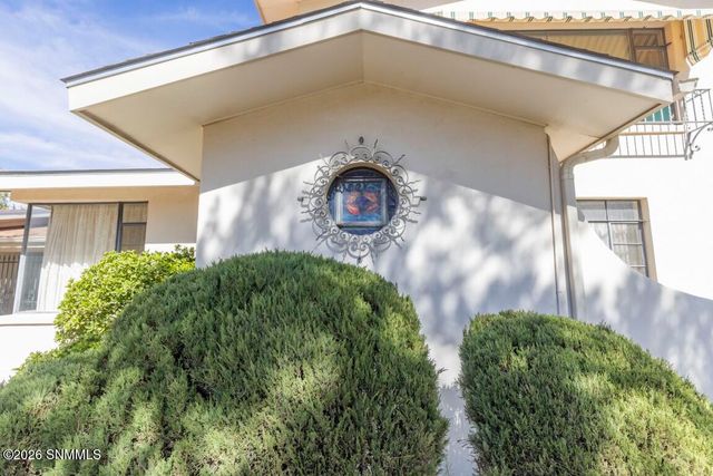 950 Hess Terrace, Las Cruces, NM 88005