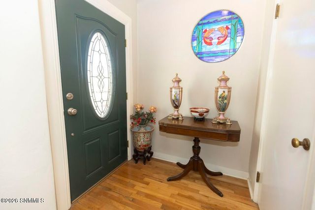 950 Hess Terrace, Las Cruces, NM 88005