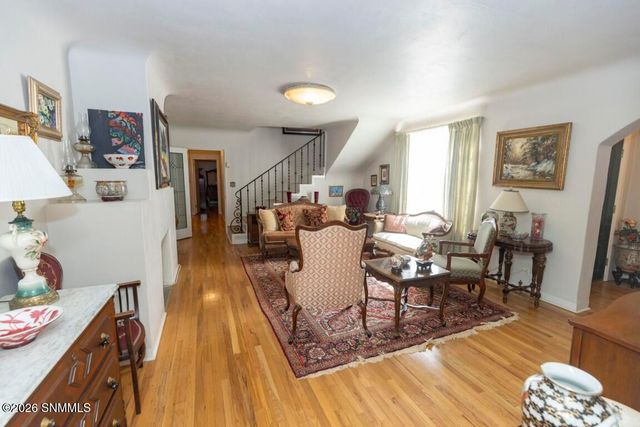 950 Hess Terrace, Las Cruces, NM 88005