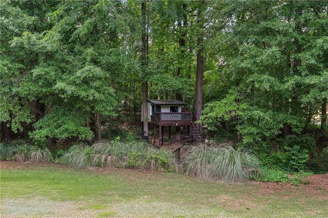 1949 Bonnie Ridge Drive, Griffin, GA 30223