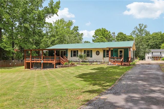 1949 Bonnie Ridge Drive, Griffin, GA 30223