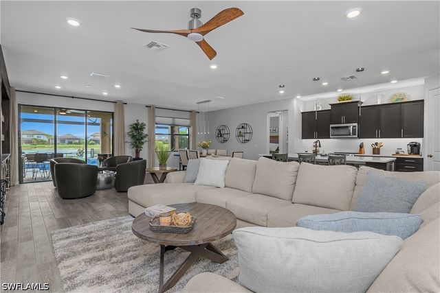 19536 Deming LN, Estero, FL 33928