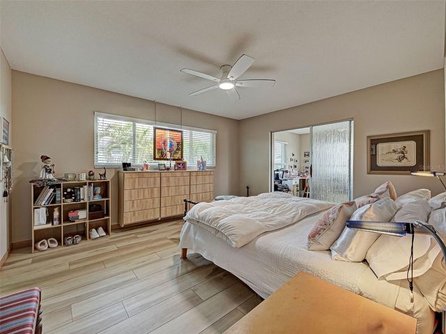 1355 CAMBRIDGE DRIVE, Venice, FL 34293