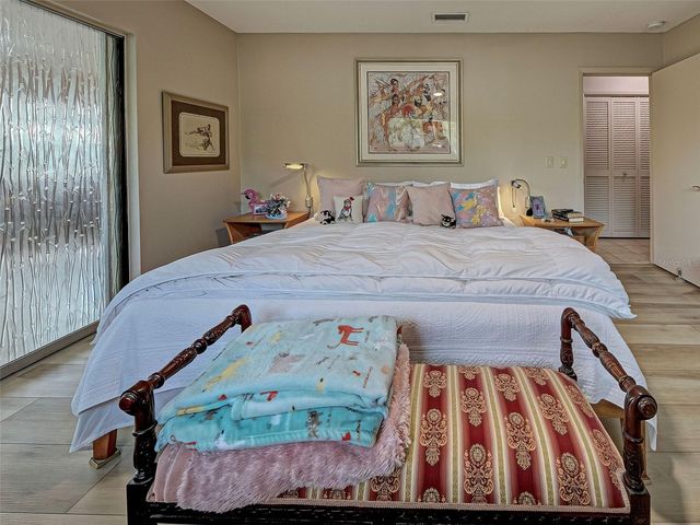 1355 CAMBRIDGE DRIVE, Venice, FL 34293