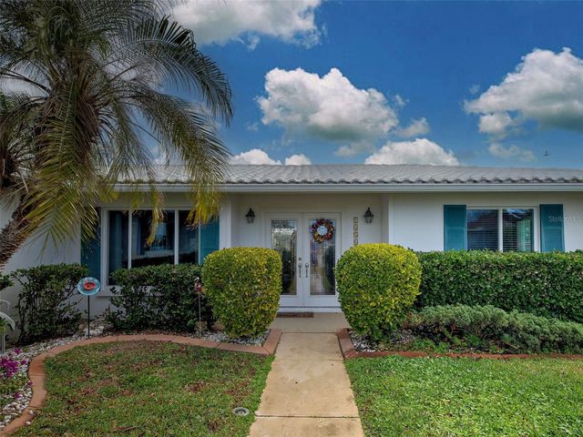 1355 CAMBRIDGE DRIVE, Venice, FL 34293