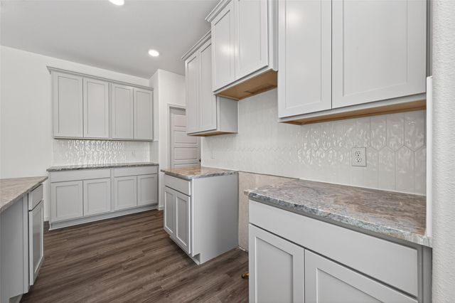 12371 Sunset Canyon Way, Willis, TX 77318