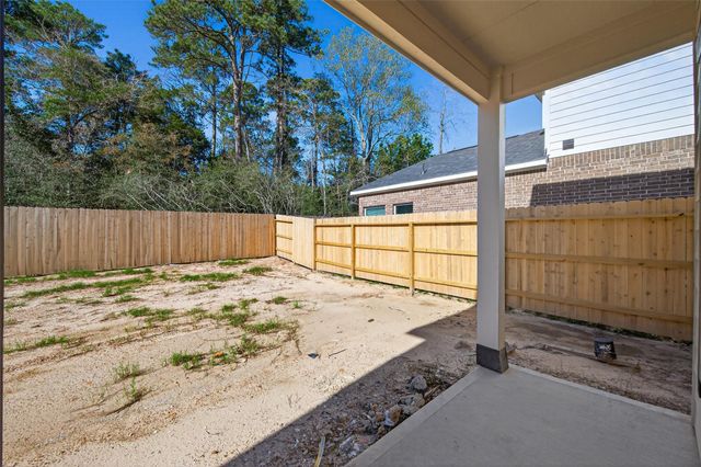 12371 Sunset Canyon Way, Willis, TX 77318