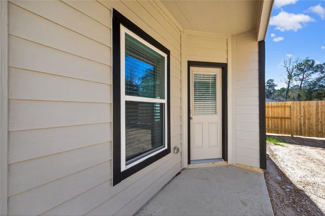 12371 Sunset Canyon Way, Willis, TX 77318