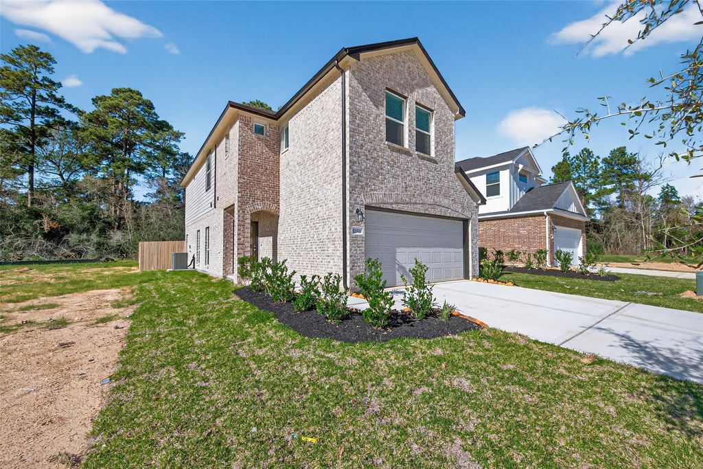 12371 Sunset Canyon Way, Willis, TX 77318