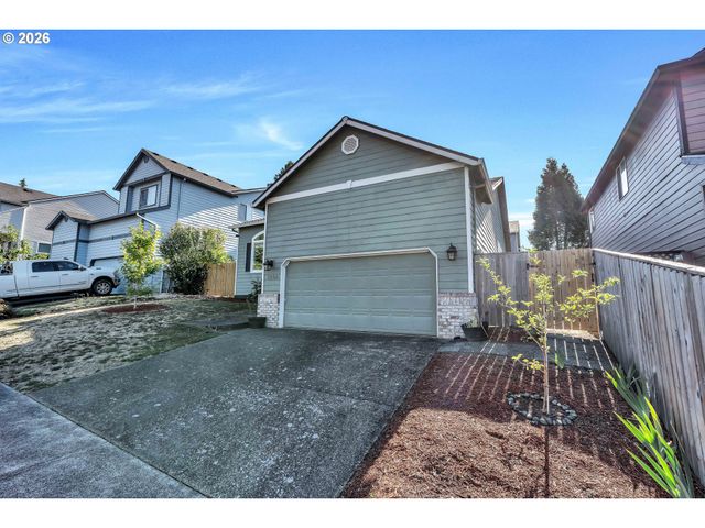 1558 Se JASMINE Way, Gresham, OR 97080