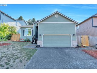 1558 Se JASMINE Way, Gresham, OR 97080