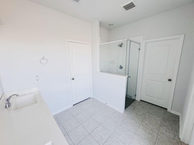 559 Long Beach Bay Dr, Katy, TX 77493