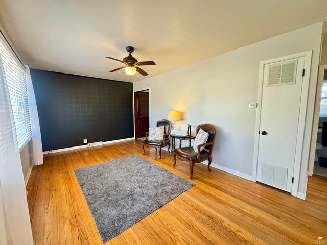 1924 Hayes Drive, Manhattan, KS 66502