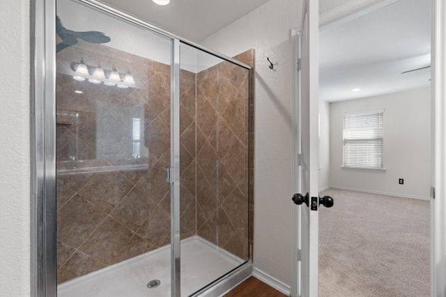 804 Water Hyacinth LOOP, Leander, TX 78641