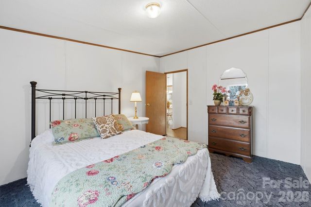 76 Gobblers Knob Road, Penrose, NC 28766