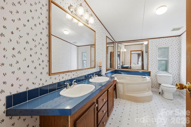 76 Gobblers Knob Road, Penrose, NC 28766