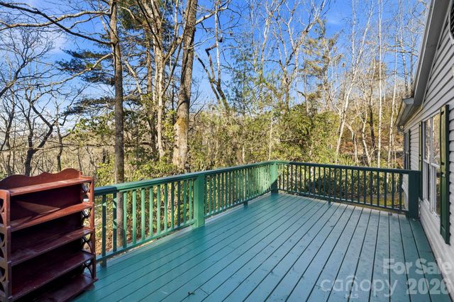 76 Gobblers Knob Road, Penrose, NC 28766