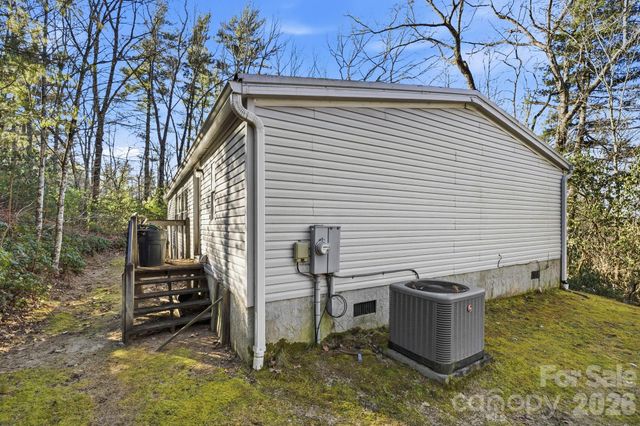 76 Gobblers Knob Road, Penrose, NC 28766