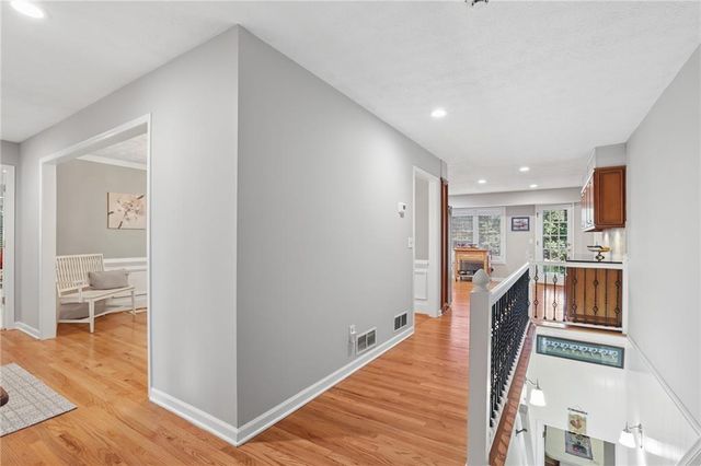 2350 Roxburgh Drive, Roswell, GA 30076