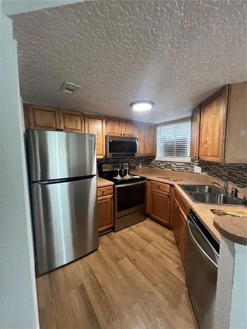 1948 LAKE ATRIUMS CIRCLE 127, Orlando, FL 32839