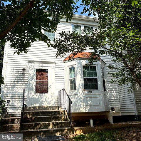 7712 JACOBS DR, Greenbelt, MD 20770
