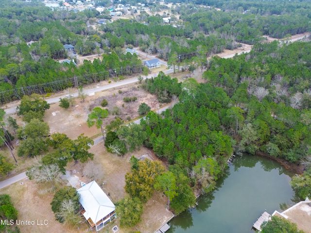 146 Mimosa Street, Pass Christian, MS 39571