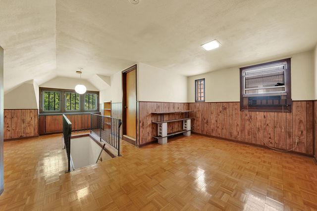 6142 S Kildare Avenue, Chicago, IL 60629