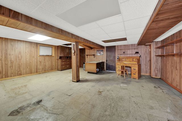 6142 S Kildare Avenue, Chicago, IL 60629