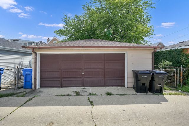 6142 S Kildare Avenue, Chicago, IL 60629