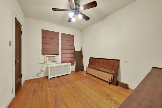 6142 S Kildare Avenue, Chicago, IL 60629