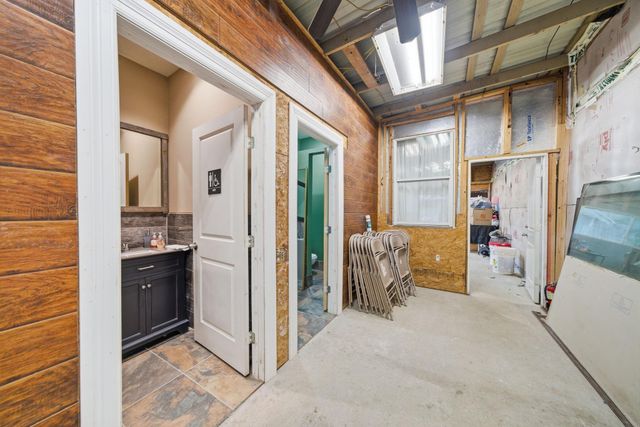 27043 Coach Light Lane, New Caney, TX 77357