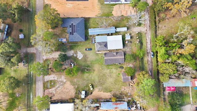 27043 Coach Light Lane, New Caney, TX 77357