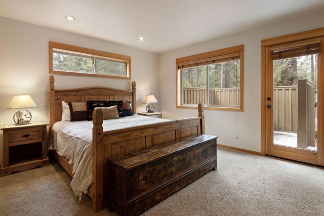 57561 Whistler Lane, Sunriver, OR 97707