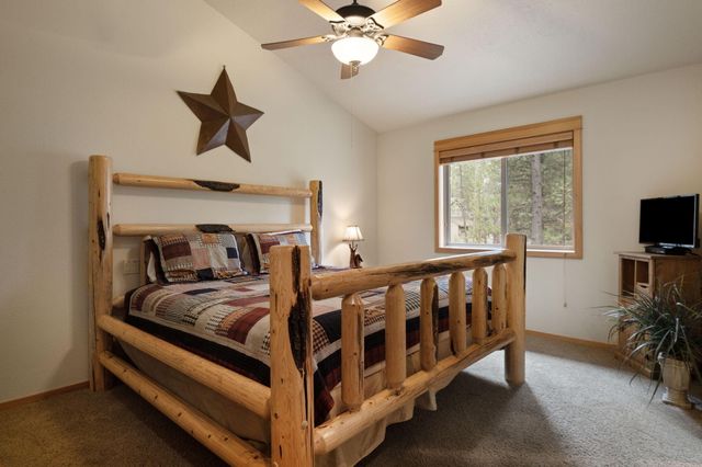 57561 Whistler Lane, Sunriver, OR 97707