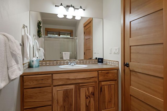 57561 Whistler Lane, Sunriver, OR 97707