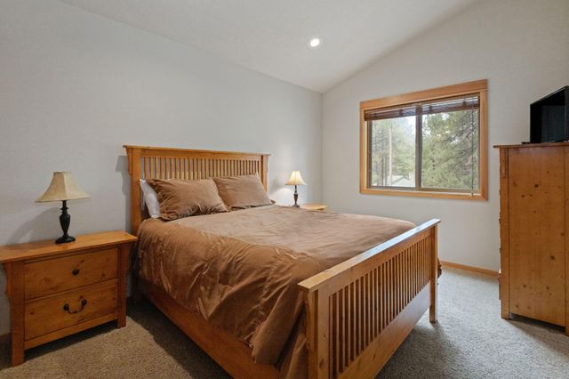 57561 Whistler Lane, Sunriver, OR 97707