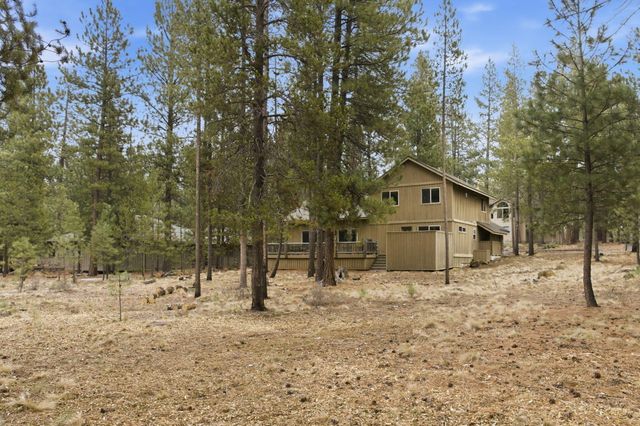 57561 Whistler Lane, Sunriver, OR 97707