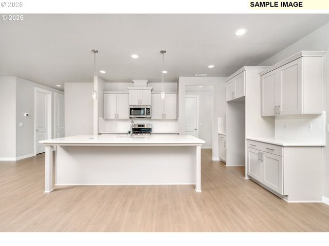 227 N 86TH Pl 40, Ridgefield, WA 98642